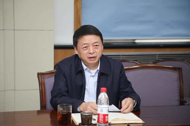 http://news.cupl.edu.cn/__local/1/DF/A5/7CD4B39132C7FFF82424573B538_853EBD64_16968.jpg
